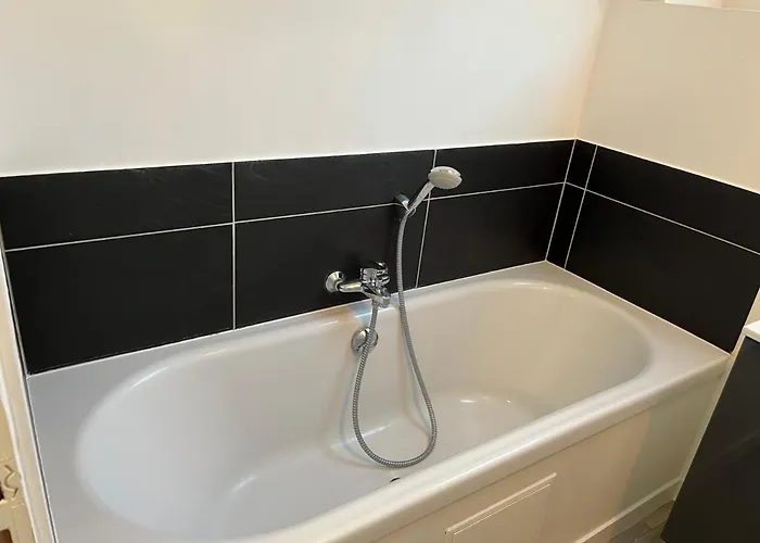 Maison Avec Jardin Au Coeur De Vernon (Eure)